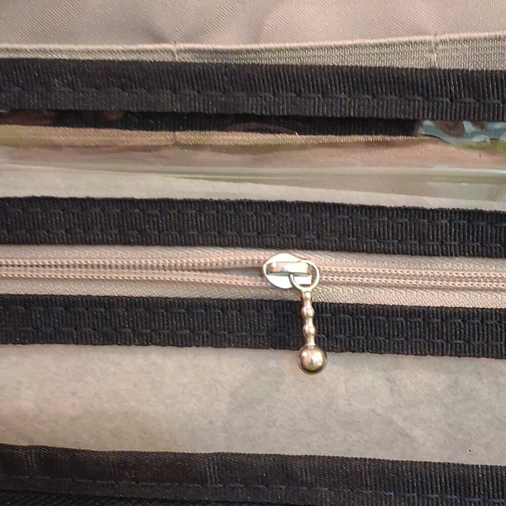 Baggallini Navy Travel Hanging Toiletry Kit (13" × 8.5" × 3.5") Brand New - Picture 11 of 13